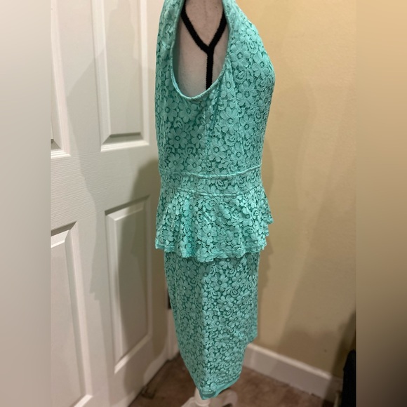 Spence Woman Lace covered Dress - Picture 2 of 3